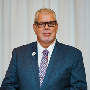 Headshot of Paul Lang